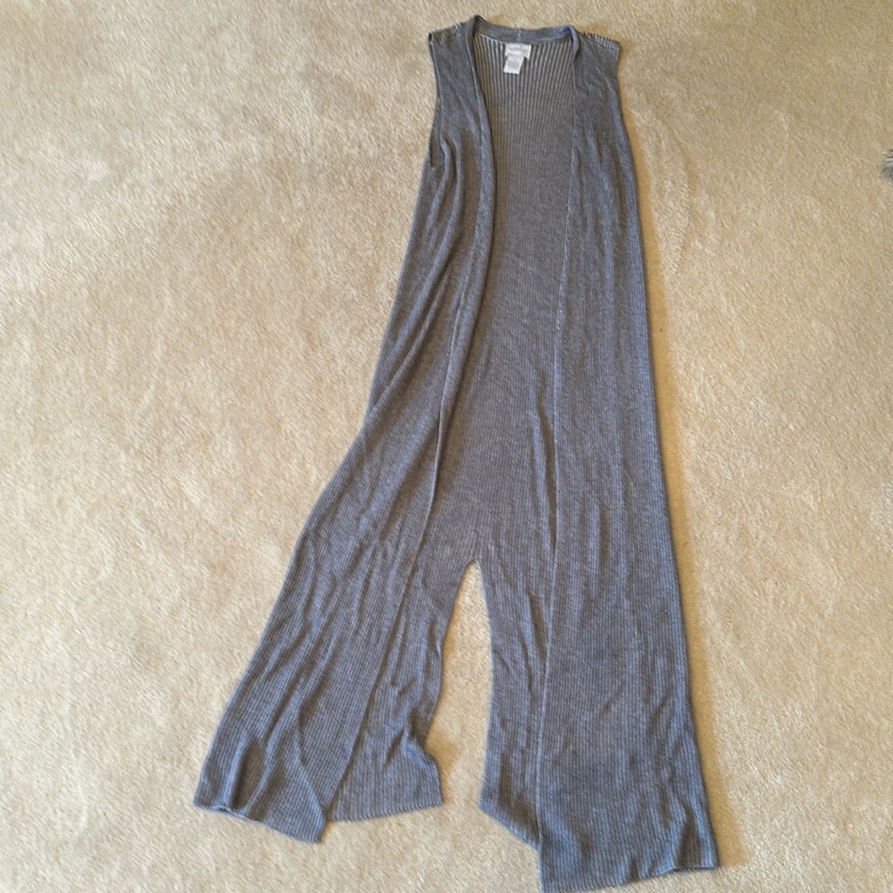 Neely sleeveless long grey duster